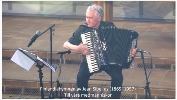 Matti Andersson med sitt accordium